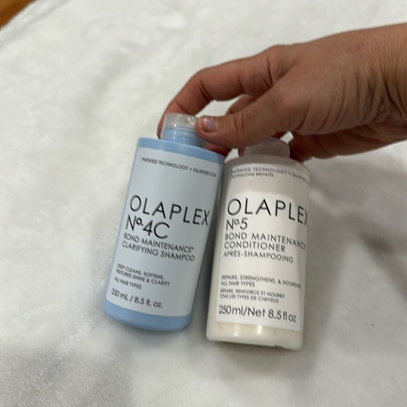 OLAPLEX Other - Olaplex N4C bond maintenance, clarifying shampoo  & band maintenance conditioner